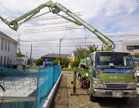 コンクリート圧送工事